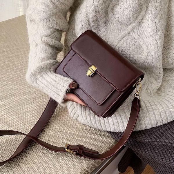 cross body mini solid color pu leather crossbody bags for women 2021 lock shoulder simple bag travel small handbags and purse
cross body mini solid color pu leather crossbody bags for women 2021 lock shoulder simple bag travel small handbags and purse