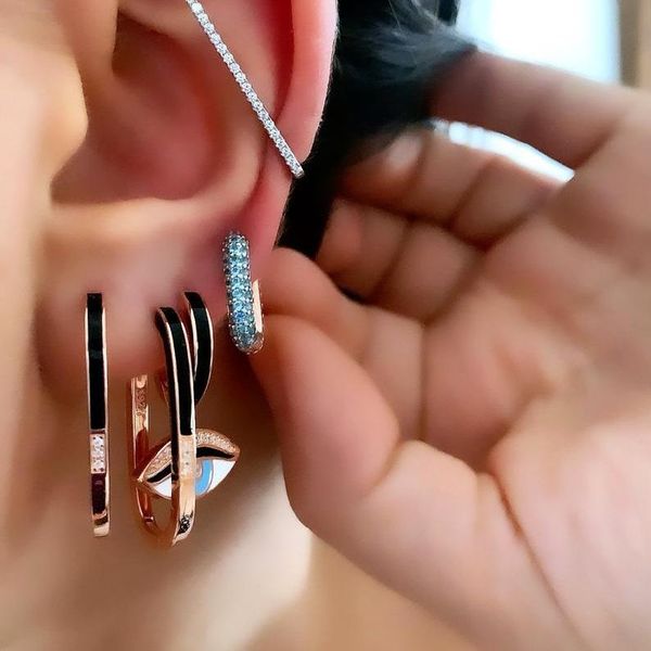 geometric gorgeous fashion women jewelry multi piercing colorful rectangle huggie hoop earring, Golden;silver
geometric gorgeous fashion women jewelry multi piercing colorful rectangle huggie hoop earring, Golden;silver