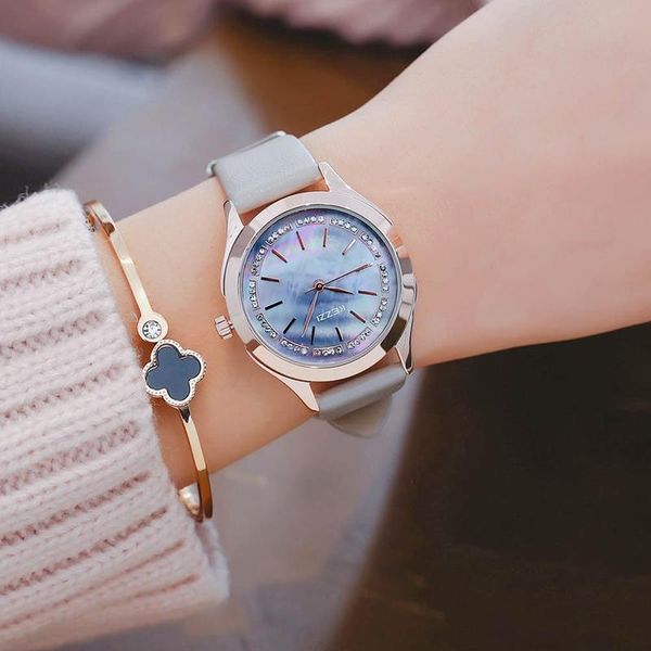 wristwatches waterproof fashionable women's watch female student big dial korean style diamond stone ladies, Slivery;brown
wristwatches waterproof fashionable women's watch female student big dial korean style diamond stone ladies, Slivery;brown