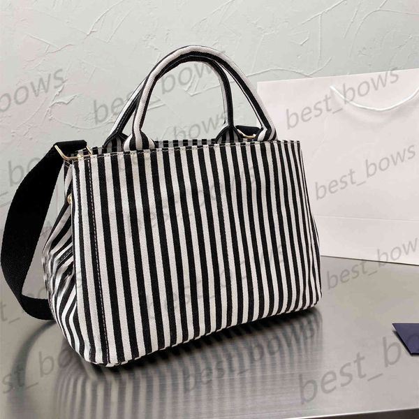 handbag designer handbags women luxurys designers bags 2021 deauville tote zhouzhoubao123 crossbody bag ladies hand mother larg
handbag designer handbags women luxurys designers bags 2021 deauville tote zhouzhoubao123 crossbody bag ladies hand mother larg