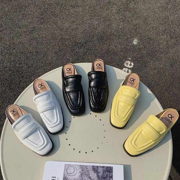 2021 new brand women slipper elegant square toe slip on mules shoes square ladies sandal casual outdoor female slides flat, Black
2021 new brand women slipper elegant square toe slip on mules shoes square ladies sandal casual outdoor female slides flat, Black