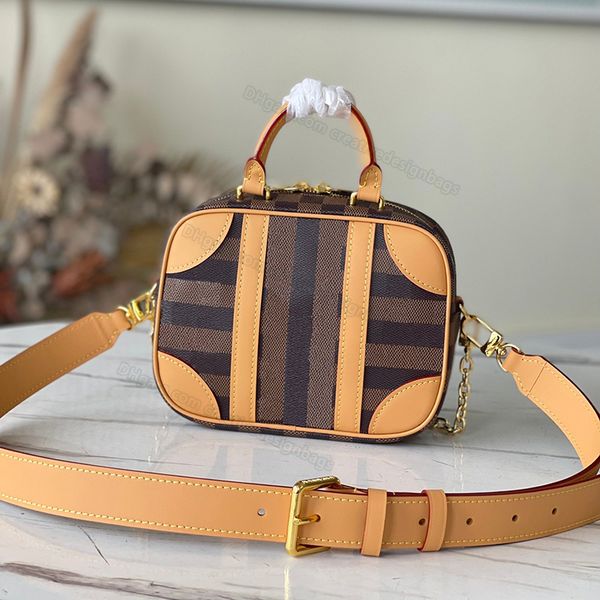 toles bags shoulder soft suitcase bb crossbody leather canvas clutch brown black white checkerboard chain square 50065
toles bags shoulder soft suitcase bb crossbody leather canvas clutch brown black white checkerboard chain square 50065