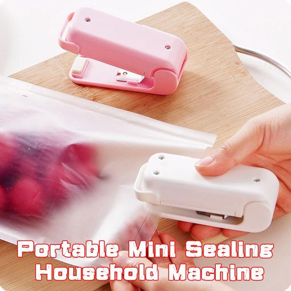 portable handheld household electronic mini heat sealing machine plastic bag packing tool plastic bag
portable handheld household electronic mini heat sealing machine plastic bag packing tool plastic bag
