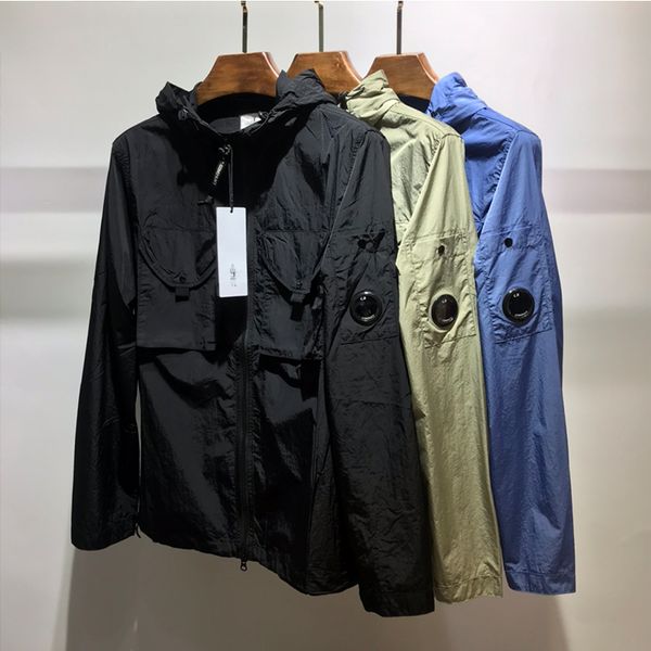 2021 toney arrival jacket island compass sitong logo metal nylon patch pocket cp men's business street clothing hooded jacket coat at, Black;brown
2021 toney arrival jacket island compass sitong logo metal nylon patch pocket cp men's business street clothing hooded jacket coat at, Black;brown