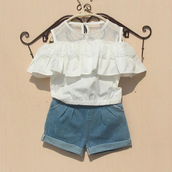 shirts 2021 summer girls blouse cotton lace ruffle teenage school girl white solid color mother and child clothing, White;black
shirts 2021 summer girls blouse cotton lace ruffle teenage school girl white solid color mother and child clothing, White;black