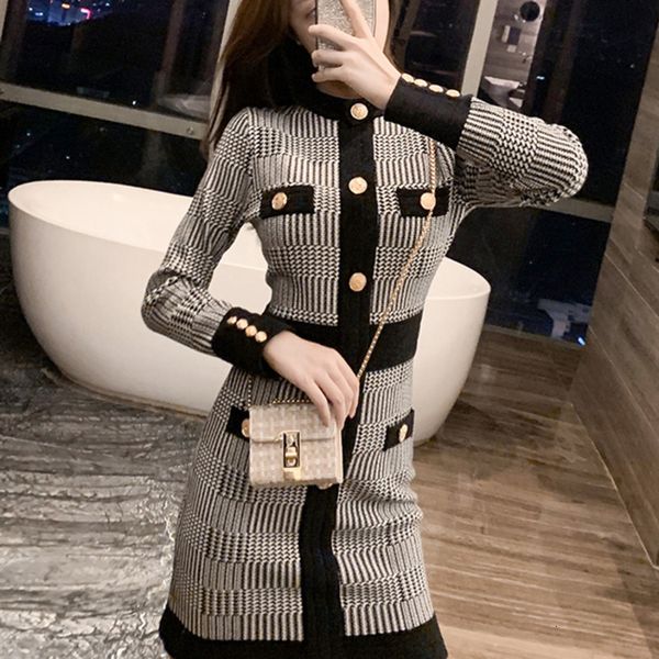 2021 new autumn winter pacthwork houndstooth jacquard work wear korean ol knit women long sleeve slim sheath bodycon sweater 147k, Black;gray
2021 new autumn winter pacthwork houndstooth jacquard work wear korean ol knit women long sleeve slim sheath bodycon sweater 147k, Black;gray