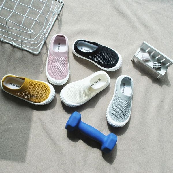 new summer children sandals men flying tissues hollow gaul girl pack feet easy to take hook random shoes ynn-e8207, Black
new summer children sandals men flying tissues hollow gaul girl pack feet easy to take hook random shoes ynn-e8207, Black