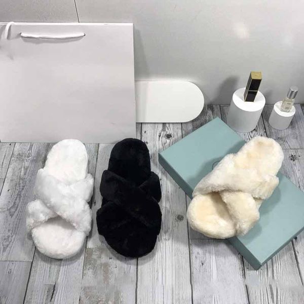 slippers winter home cotton triangle luxury wool indoor warm and comfortable non slip fashion size 34-41, Black
slippers winter home cotton triangle luxury wool indoor warm and comfortable non slip fashion size 34-41, Black