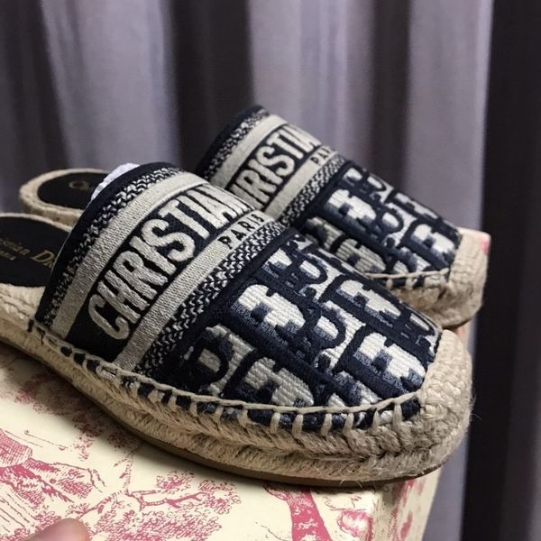 slippers sandals original single quality women's bag head tow half hand woven hemp rope, Black
slippers sandals original single quality women's bag head tow half hand woven hemp rope, Black