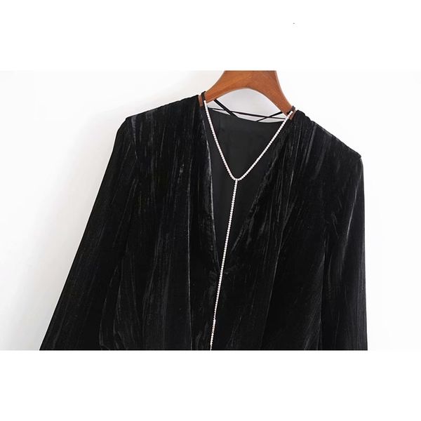 new 2021 vintage black velour women pearls rope v-neck blouses spring long sleeve shirts 8tp1, Tan;black
new 2021 vintage black velour women pearls rope v-neck blouses spring long sleeve shirts 8tp1, Tan;black