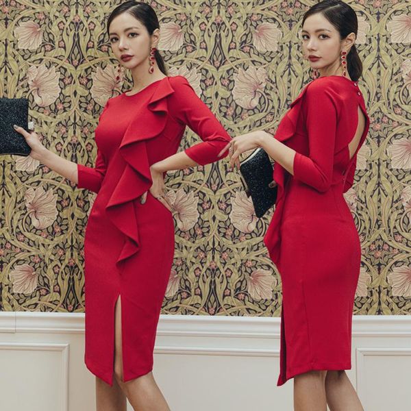 spring and summer style ruffle backless middle sleeve slrt dress temperament elegant thin office party for women dresses, Black;gray
spring and summer style ruffle backless middle sleeve slrt dress temperament elegant thin office party for women dresses, Black;gray