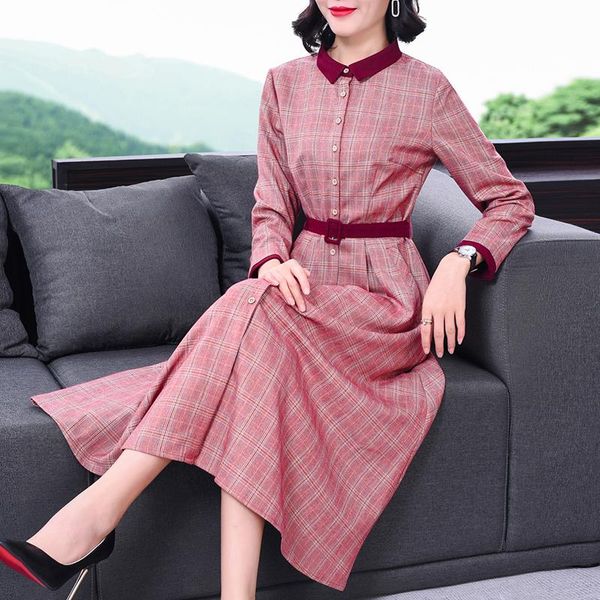 casual dresses 2021 women korean vintage knitted midi dress spring autumn red plaid long sleeve bodycon elegant party vestido, Black;gray
casual dresses 2021 women korean vintage knitted midi dress spring autumn red plaid long sleeve bodycon elegant party vestido, Black;gray