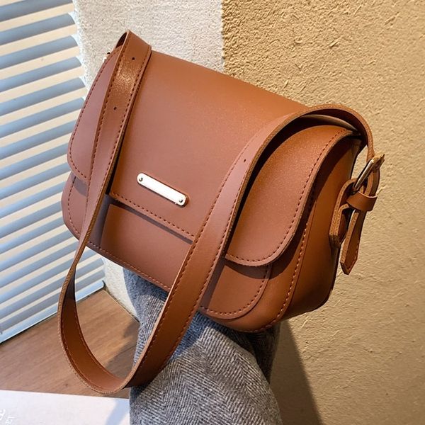 pure color fashion messenger niche autumn and winter one-shoulder armpit bag woman 220302
pure color fashion messenger niche autumn and winter one-shoulder armpit bag woman 220302