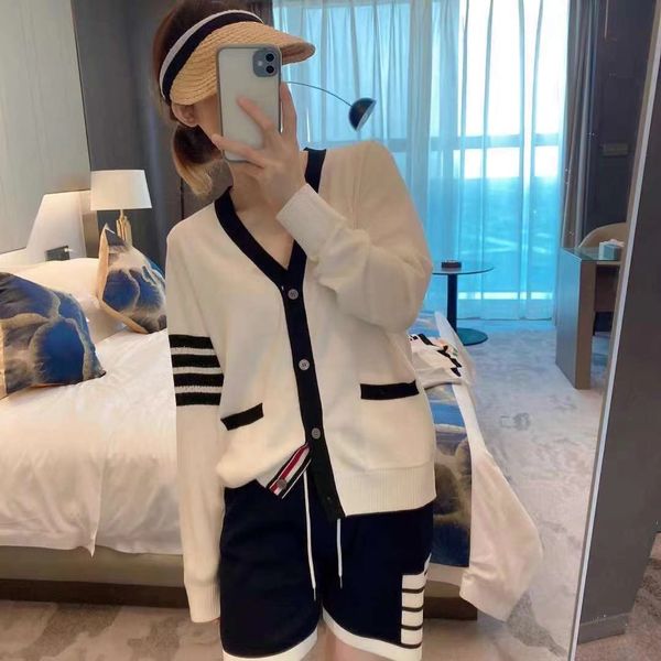 sweater custom tb back dog cardigan women's college stripe contrast four bar age reduced wool knitting, Gray
sweater custom tb back dog cardigan women's college stripe contrast four bar age reduced wool knitting, Gray