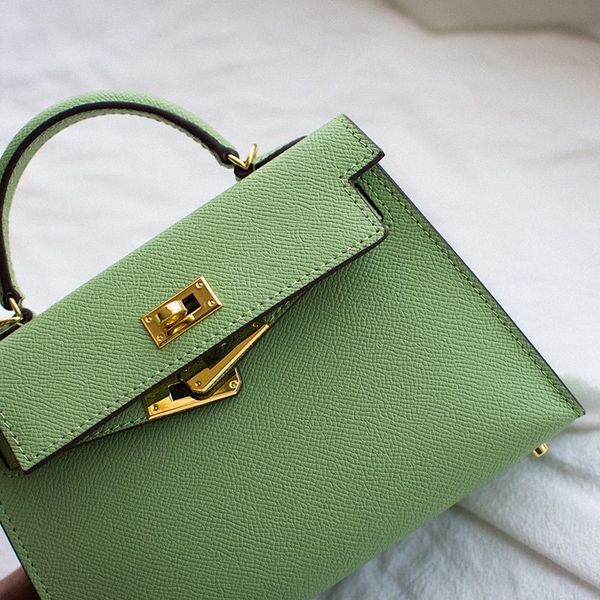 designer handbags 2021 yuan bag bag women's versatile leather one shoulder messenger soft leather avocado green second generation herme
designer handbags 2021 yuan bag bag women's versatile leather one shoulder messenger soft leather avocado green second generation herme