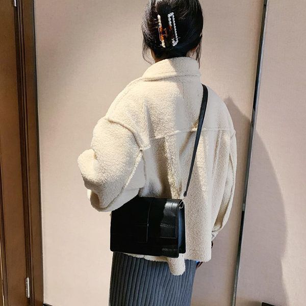cross body simply crossbody bags female bag lady travel small handbags pu leather soft casual purse for women 2021
cross body simply crossbody bags female bag lady travel small handbags pu leather soft casual purse for women 2021