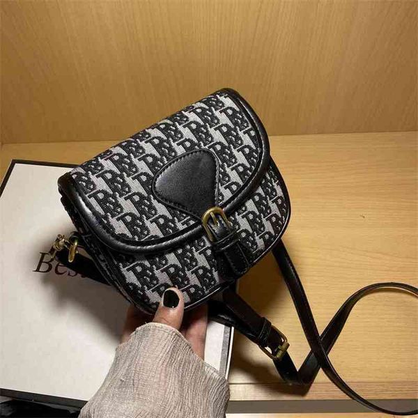 2022 latest models handbag wholesale bags mini cute one shoulder women's style diagonal small round bag
2022 latest models handbag wholesale bags mini cute one shoulder women's style diagonal small round bag