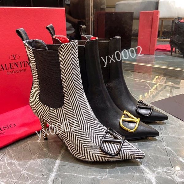 2021 latest women designer boots martin desert boo ts s flamingo love arrow medal 100% genuine leather thick winter shoes high heel size 35-, Black
2021 latest women designer boots martin desert boo ts s flamingo love arrow medal 100% genuine leather thick winter shoes high heel size 35-, Black