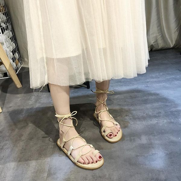 slippers sandals female ins tide 2021 summer student flat bottom fashion flip-flops lace roman shoes fairy evening, Black
slippers sandals female ins tide 2021 summer student flat bottom fashion flip-flops lace roman shoes fairy evening, Black