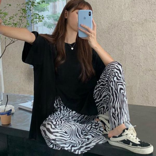 women's tracksuits two piece sets solid side slit short sleeve t-shirts zebra stripe pants thin summer womens loose casual outfits, Gray
women's tracksuits two piece sets solid side slit short sleeve t-shirts zebra stripe pants thin summer womens loose casual outfits, Gray