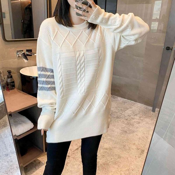 2021 spring and autumn new tb leisure wool korean pullover twist crew neck sweater women's thickened fashion, White;black
2021 spring and autumn new tb leisure wool korean pullover twist crew neck sweater women's thickened fashion, White;black