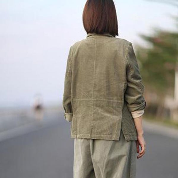 autumn women blazer jacket vintage corduroy female loose blazer casual street wear lady single breasted blazer outwears, Black;brown
autumn women blazer jacket vintage corduroy female loose blazer casual street wear lady single breasted blazer outwears, Black;brown