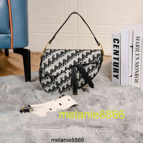 wholesale shoulder bags designer saddle bag woman fashion handbags lady floral embroiderys cowboy blue crossbody designer
wholesale shoulder bags designer saddle bag woman fashion handbags lady floral embroiderys cowboy blue crossbody designer