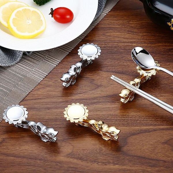 chopsticks z inc alloy dragon shaped stainless steel support tableware stand metal reusable knife spoon kitchen
chopsticks z inc alloy dragon shaped stainless steel support tableware stand metal reusable knife spoon kitchen