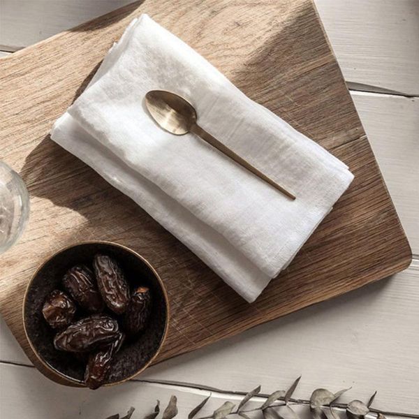 table napkin 10pcs 40x40cm linen napkins,natural material,soft comfortable tea cloth,pocket square for dinning party wedding decor
table napkin 10pcs 40x40cm linen napkins,natural material,soft comfortable tea cloth,pocket square for dinning party wedding decor