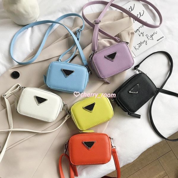 ins kids letter printed handbags children designer casual one shoulder bag women mini phone messenger bags cut girls cause purse f091, Black
ins kids letter printed handbags children designer casual one shoulder bag women mini phone messenger bags cut girls cause purse f091, Black