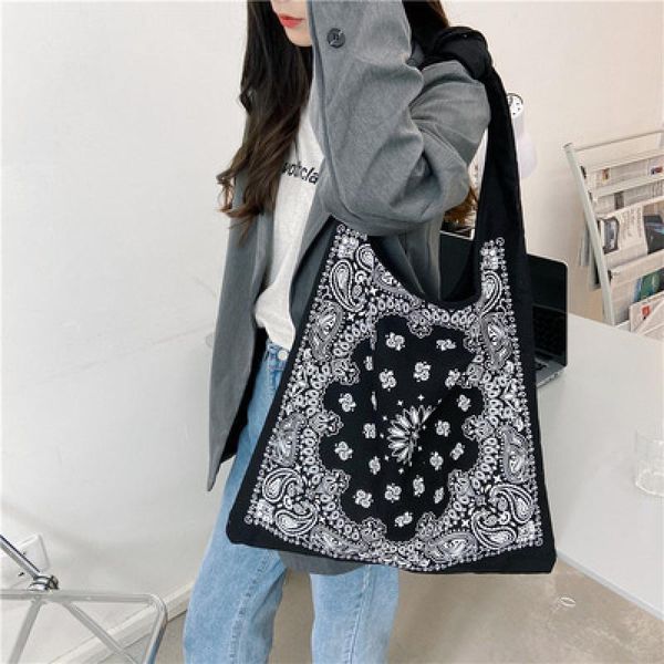 evening bags japanese and korean retro 2021 women's pattern plant flower simple lace up canvas bag large capacity
evening bags japanese and korean retro 2021 women's pattern plant flower simple lace up canvas bag large capacity