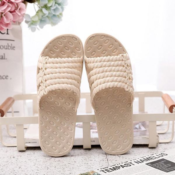 slippers 2021 summer women bath soft comfortable flat non-slip woman shoes a3391, Black
slippers 2021 summer women bath soft comfortable flat non-slip woman shoes a3391, Black