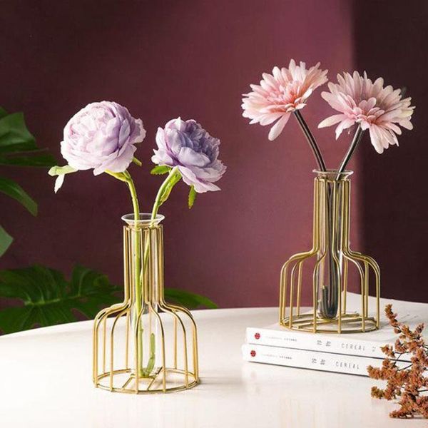 vases metal vase european-style home decorations hydroponics plant holder wedding decoration not fragile creative ornaments
vases metal vase european-style home decorations hydroponics plant holder wedding decoration not fragile creative ornaments