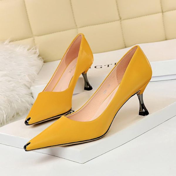 dress shoes korean style fashion all-match elegant and thin professional women's wine glass with high heel shallow mouth metal pointed, Black
dress shoes korean style fashion all-match elegant and thin professional women's wine glass with high heel shallow mouth metal pointed, Black