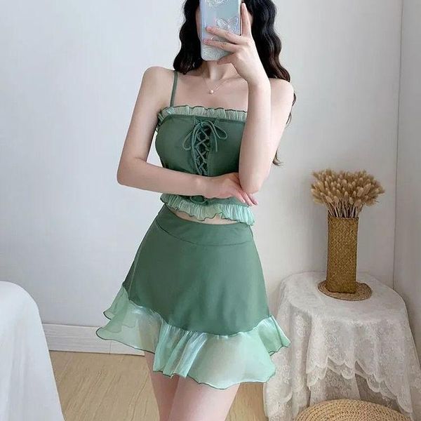one-piece suits summer swimsuit mesh stitching lotus leaf side with chest pad two-piece suit split bathing swimwear women
one-piece suits summer swimsuit mesh stitching lotus leaf side with chest pad two-piece suit split bathing swimwear women