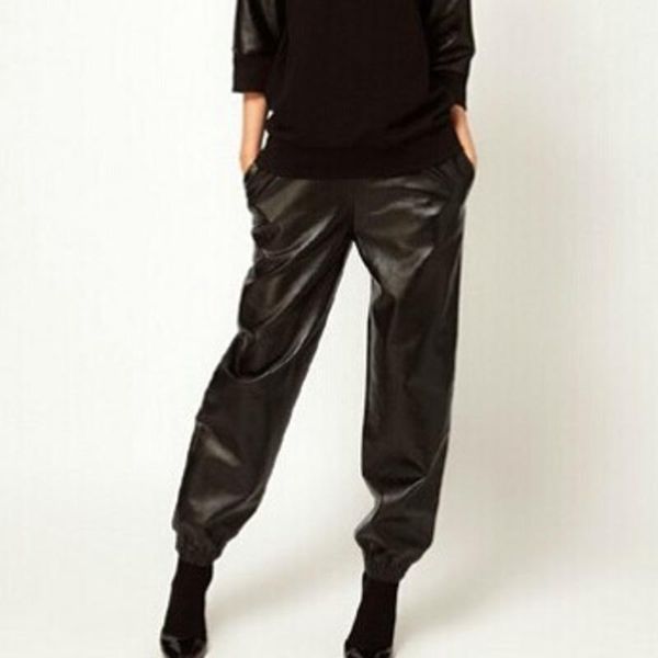 women's pants & capris kywommnz 2021 spring autumn black pu plus size casual trousers women elastic waist leather e2468, Black;white
women's pants & capris kywommnz 2021 spring autumn black pu plus size casual trousers women elastic waist leather e2468, Black;white
