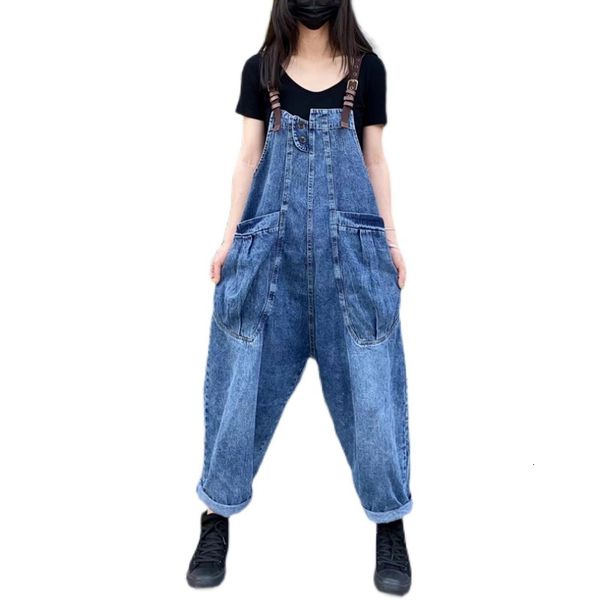 women's jumpsuits & rompers blue denim female overalls loose casual bib jean suspenders vintage baggy big pocket leg wider cowboy ai92, Black;white
women's jumpsuits & rompers blue denim female overalls loose casual bib jean suspenders vintage baggy big pocket leg wider cowboy ai92, Black;white
