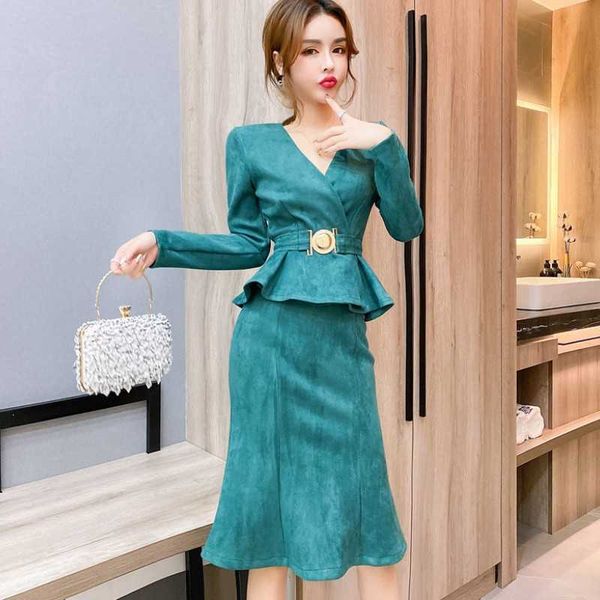 elegant office ol style 2 pieces set suede v-neck slim blouse & high waist mermaid skirt autumn ladies women suit 210526, White
elegant office ol style 2 pieces set suede v-neck slim blouse & high waist mermaid skirt autumn ladies women suit 210526, White
