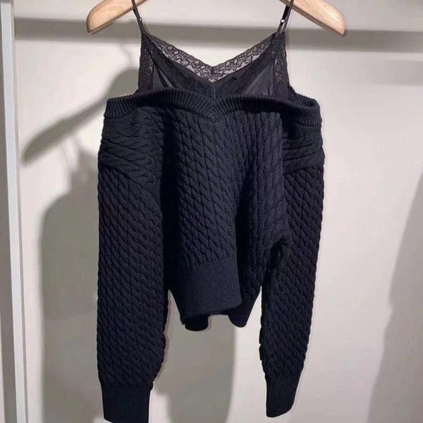 2021 spring and autumn new fashion all-match pullover sweater lace stitching loose sweater women, White;black
2021 spring and autumn new fashion all-match pullover sweater lace stitching loose sweater women, White;black