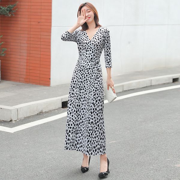 new 2021 plus print summer evening long vintage party oversize short sleeve beach women es robe vestido prom t320, Black;gray
new 2021 plus print summer evening long vintage party oversize short sleeve beach women es robe vestido prom t320, Black;gray
