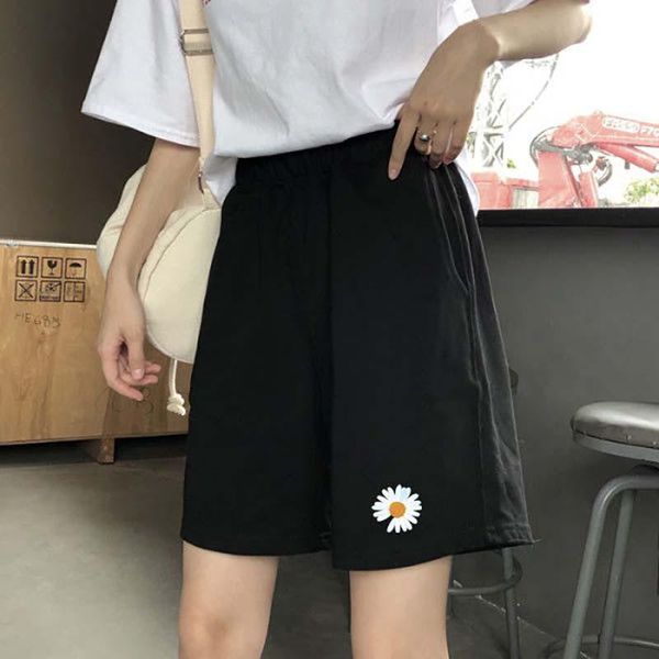 women's pants & capris 2021 harajuku shorts summer bf wind black five-point female straight hong kong flavor loose wide leg casual spor, Black;white
women's pants & capris 2021 harajuku shorts summer bf wind black five-point female straight hong kong flavor loose wide leg casual spor, Black;white