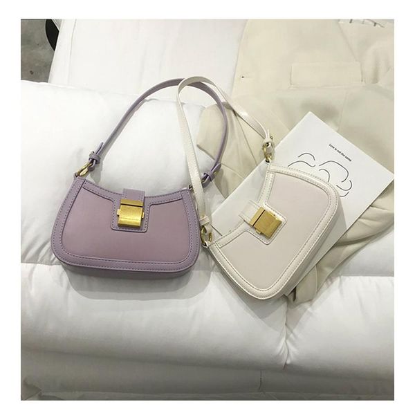 cross body 2021 vintage baguette women small shoulder bags pu leather luxury handbags fashion mini bag summer clut flap single 
cross body 2021 vintage baguette women small shoulder bags pu leather luxury handbags fashion mini bag summer clut flap single