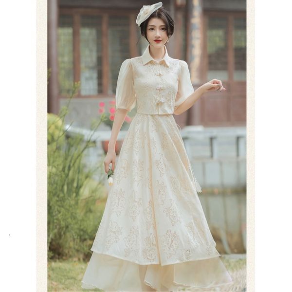 luxury cheongsam 2021 summer suit women's improved lace cheongsam young girl suspender drs two piece set super fairy, Blue;red
luxury cheongsam 2021 summer suit women's improved lace cheongsam young girl suspender drs two piece set super fairy, Blue;red