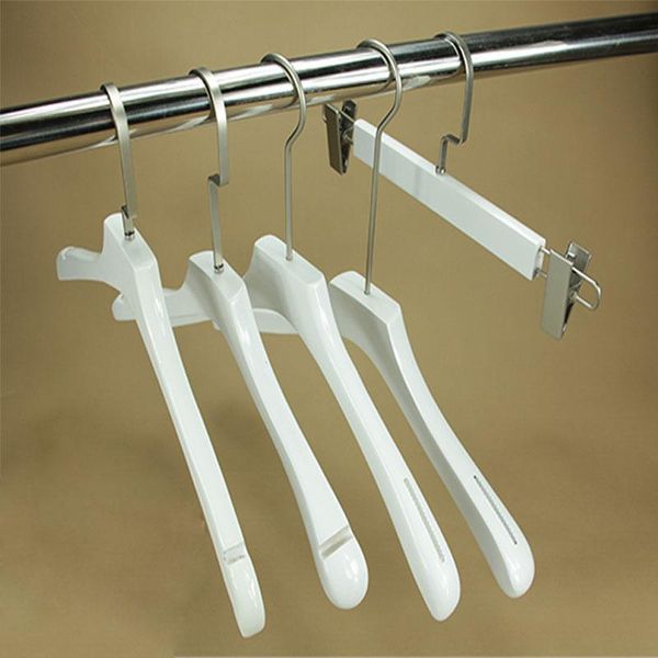 hangers & racks 5pcs/lot 38cm/43cm white solid wood with non-skid, wide-shouldered suit wooden hanger
hangers & racks 5pcs/lot 38cm/43cm white solid wood with non-skid, wide-shouldered suit wooden hanger
