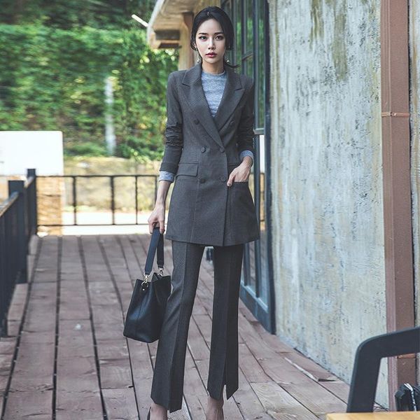 women's two piece pants suit 2021 autumn and winter fashion professional temperament gray striped split fork trousers pantsuit, White
women's two piece pants suit 2021 autumn and winter fashion professional temperament gray striped split fork trousers pantsuit, White