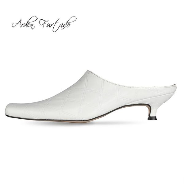 arden furtado summer fashion 2021 women's shoes mules square head elegant slippers mules size 45, Black
arden furtado summer fashion 2021 women's shoes mules square head elegant slippers mules size 45, Black