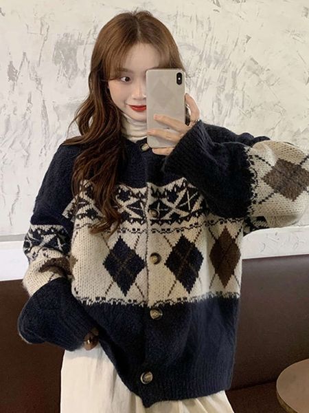 knitted autumn long and winter sleeve korean loose sweater cardigan lazy wind pullover for women's wear luxury, White;black
knitted autumn long and winter sleeve korean loose sweater cardigan lazy wind pullover for women's wear luxury, White;black