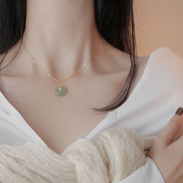 hetian jade pendant peace necklace buckle female niche design feeling do not fade necklace collarbone new chain, Silver
hetian jade pendant peace necklace buckle female niche design feeling do not fade necklace collarbone new chain, Silver