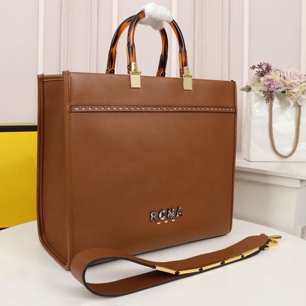 wholesale totes designer handbag tote bags letter decoration shoulder bag large capacity men women general leather handbags
wholesale totes designer handbag tote bags letter decoration shoulder bag large capacity men women general leather handbags