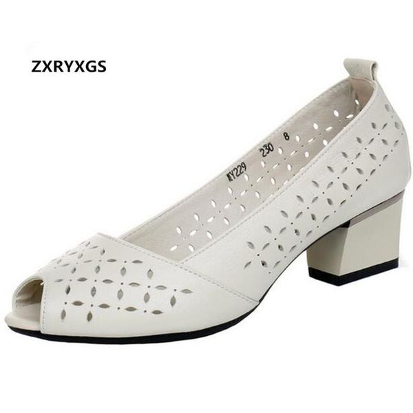 dress shoes 2021 fish mouth cowhide hollow summer leather sandals women soft bottom comfort high heel white black
dress shoes 2021 fish mouth cowhide hollow summer leather sandals women soft bottom comfort high heel white black
